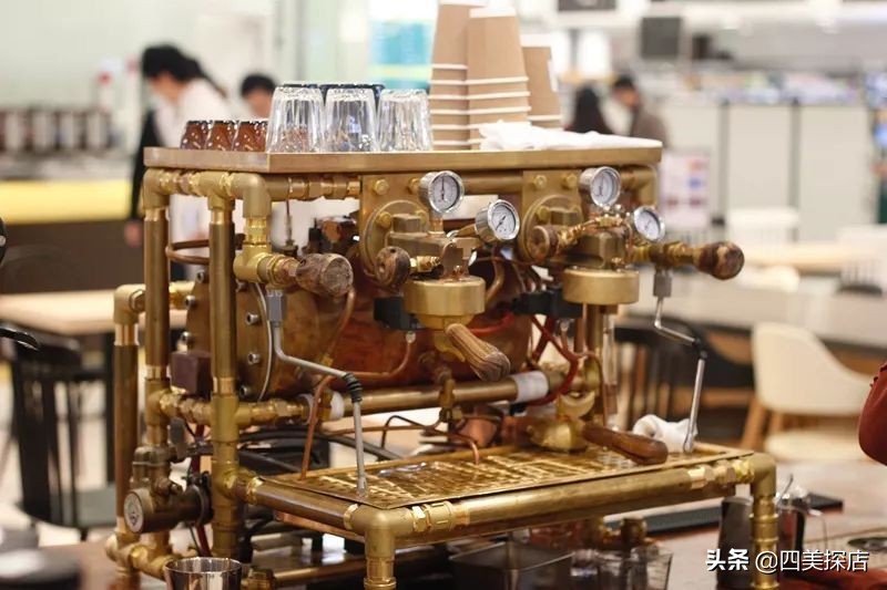 中心广场美食推荐下午茶 (一日三餐美食广场)