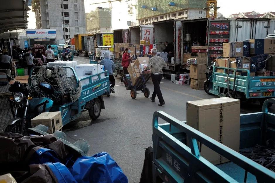 圆通告诉我们,现在寄快递就像裸奔