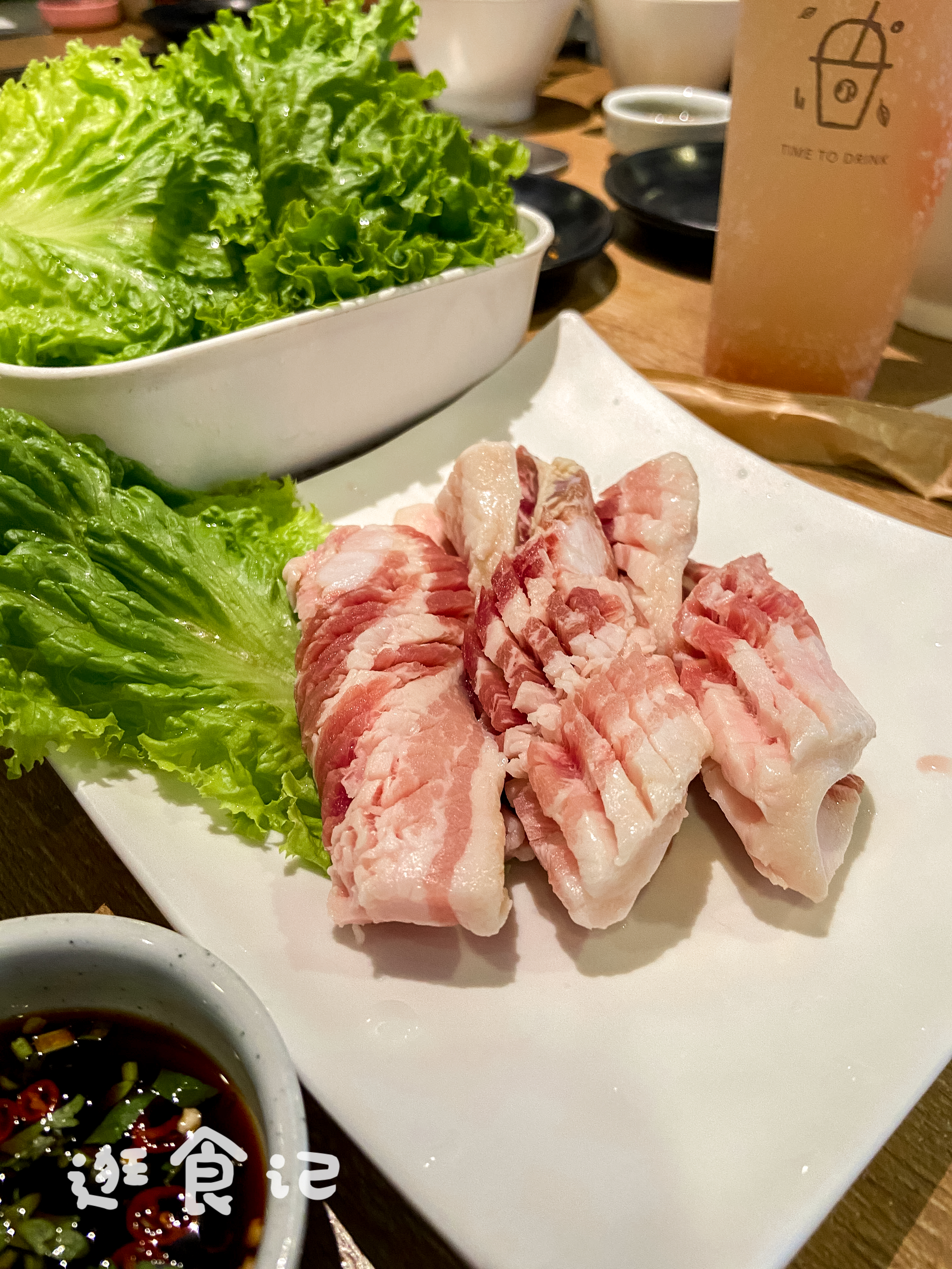 坚守长三角18年的过气网红新石器烤肉，现在是啥样？