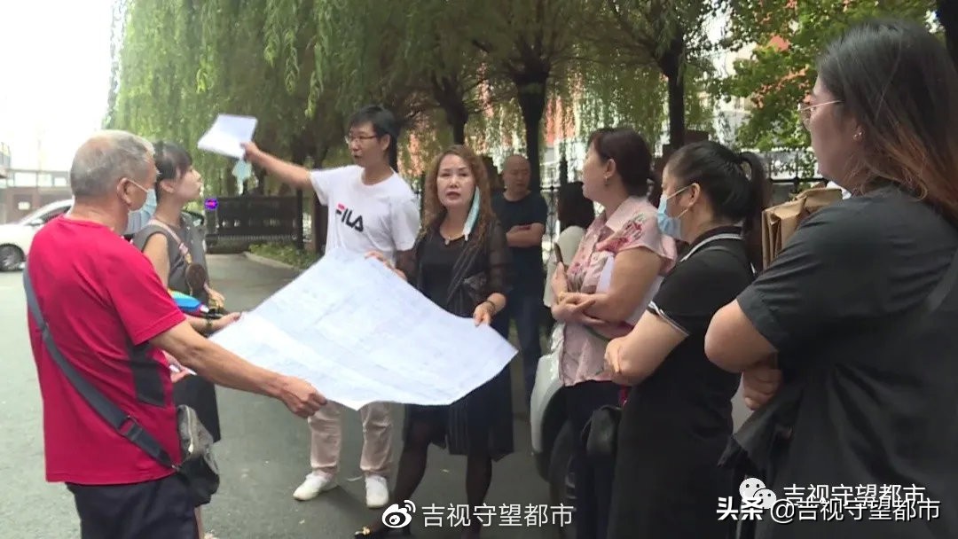 半地下室没有通气窗户怎么办,地下室靠近室外的墙体打洞