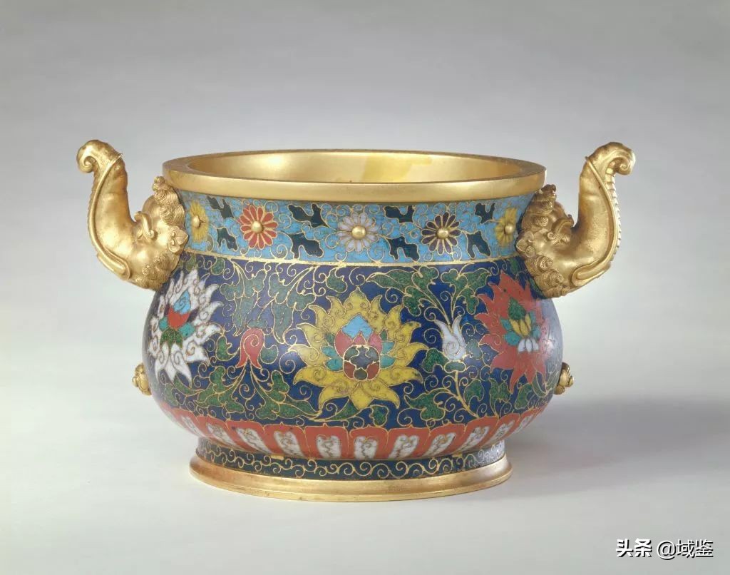 宫廷艺术欣赏大全,宫廷御用器物景泰蓝的制作