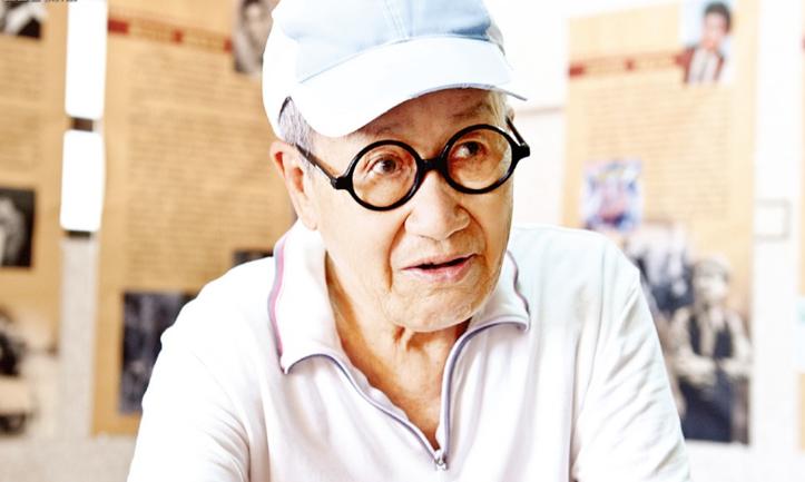 90岁老人持续高烧不退,83岁老戏骨曝因病入院