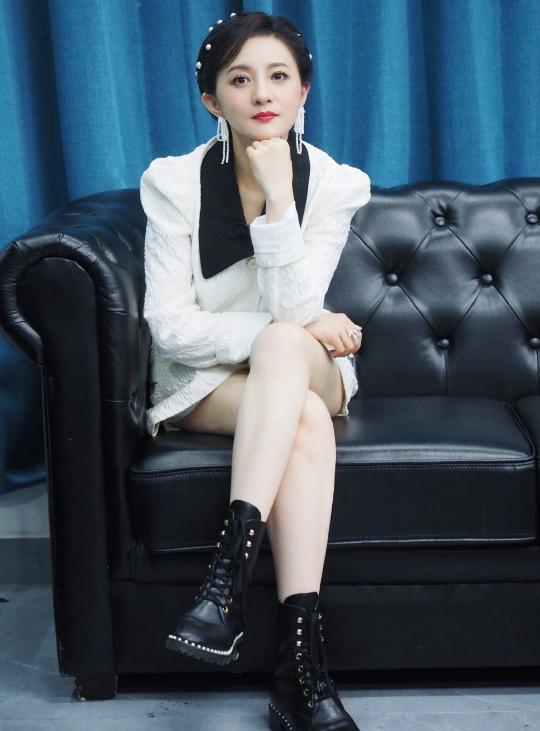 金铭又矮又胖,金铭变胖