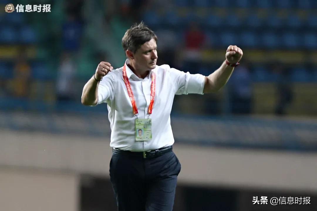 斯帅告别富力,广州富力主帅斯帅为何还不下课