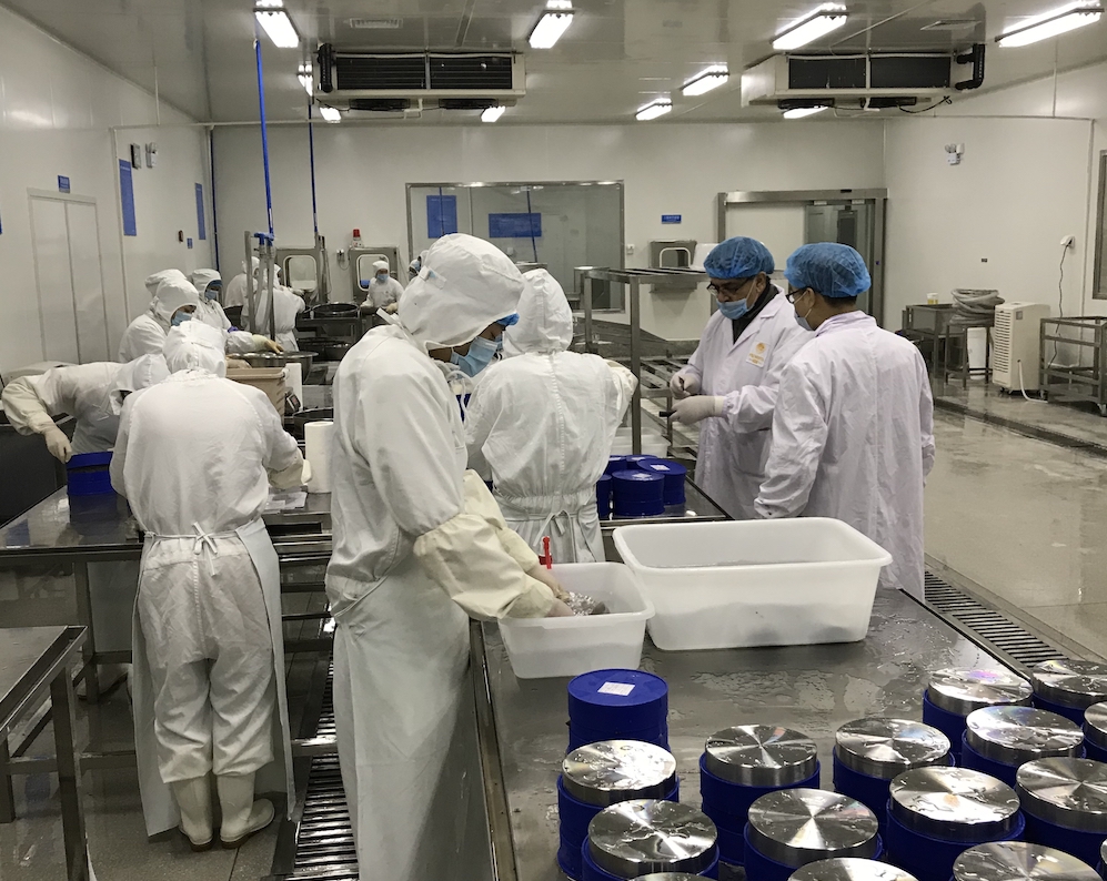 黑鲟鱼子酱,鲟鱼子酱被称为护肤品的黑黄金