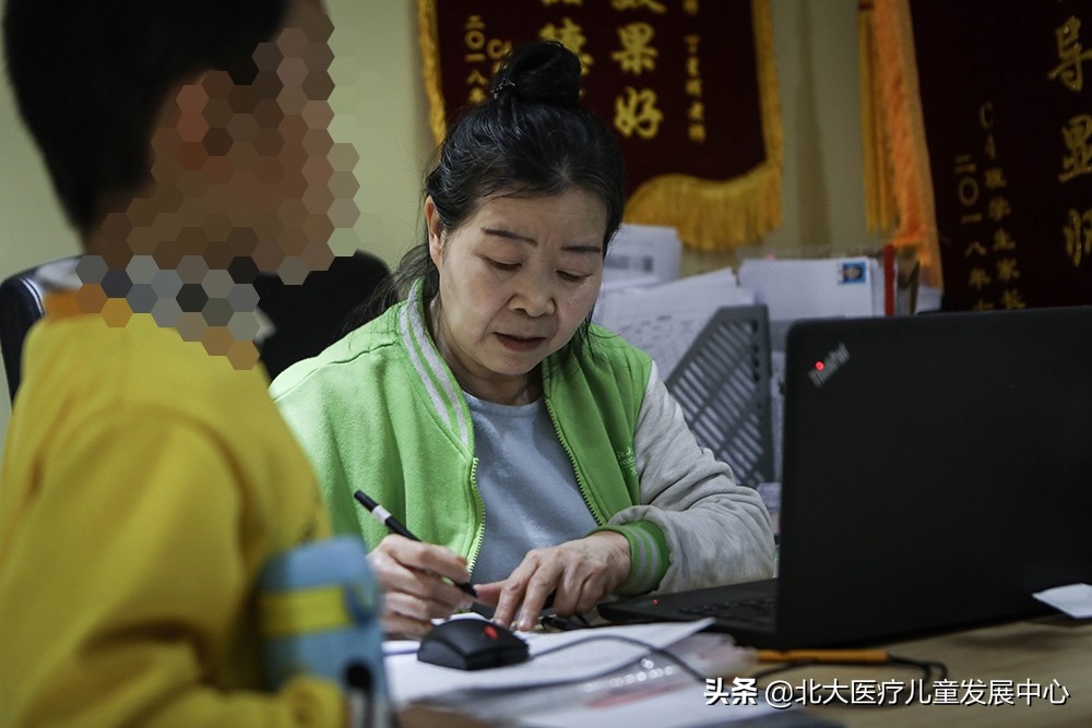 专业孤独症儿童康复培训,孤独症儿童康复培训