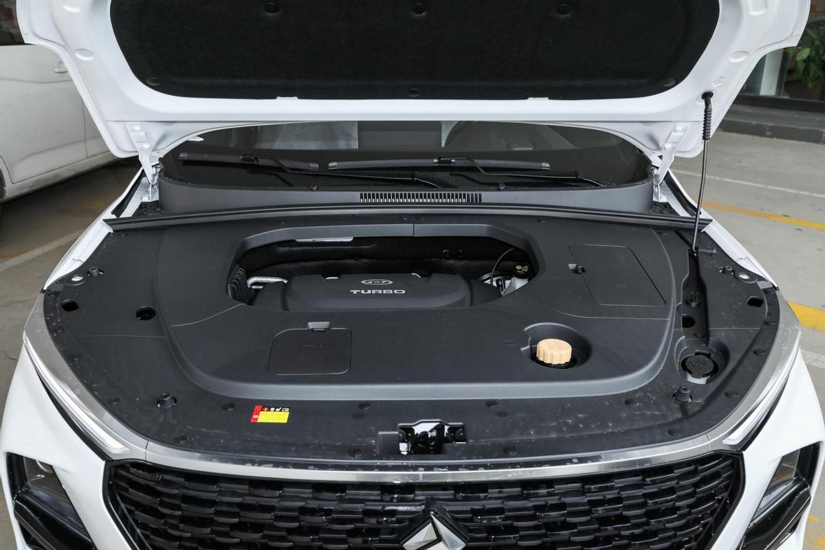 想要空间大10万元必买的suv车型,续航1000km8万左右纯电车suv推荐