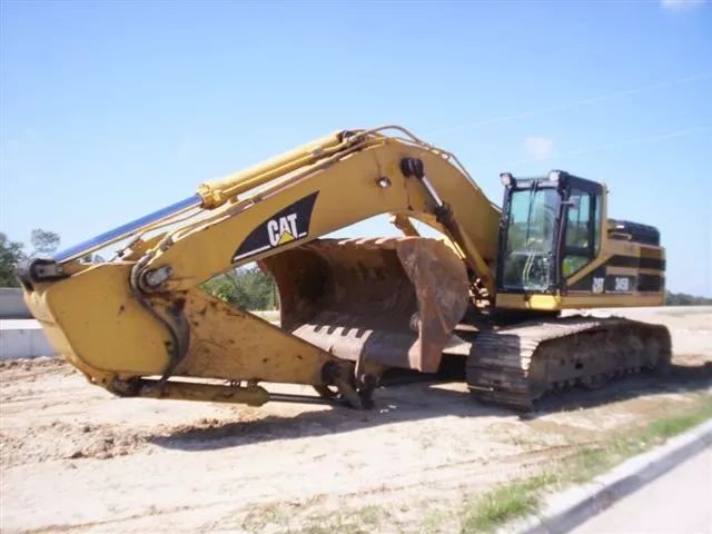 新手选择什么挖机,怎么选择中型挖机