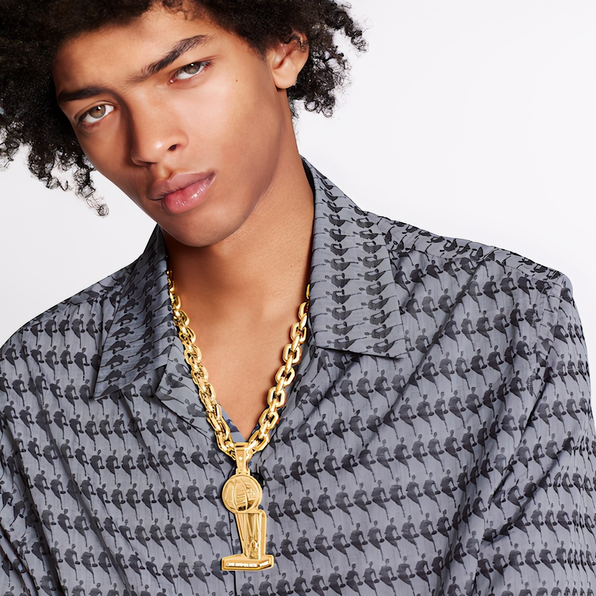 lv的nba联名款毛衣,lv与nba联名t恤