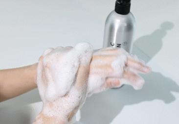 别光顾着脸白，身体皮肤也别落下。羊奶沐浴露让你肌肤嫩又白