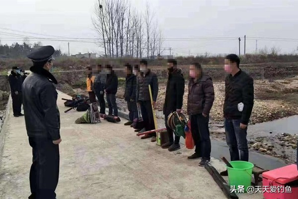 早春钓鱼方法与技巧,春季钓鱼遵循这3点鱼获杠杠的