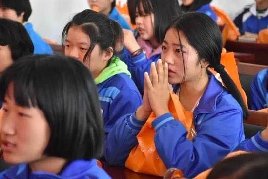 鍗敓宸炬綐澶氭媺榄旂洅 (娼樺鎷夐瓟鐩掑崼鐢熷肪)