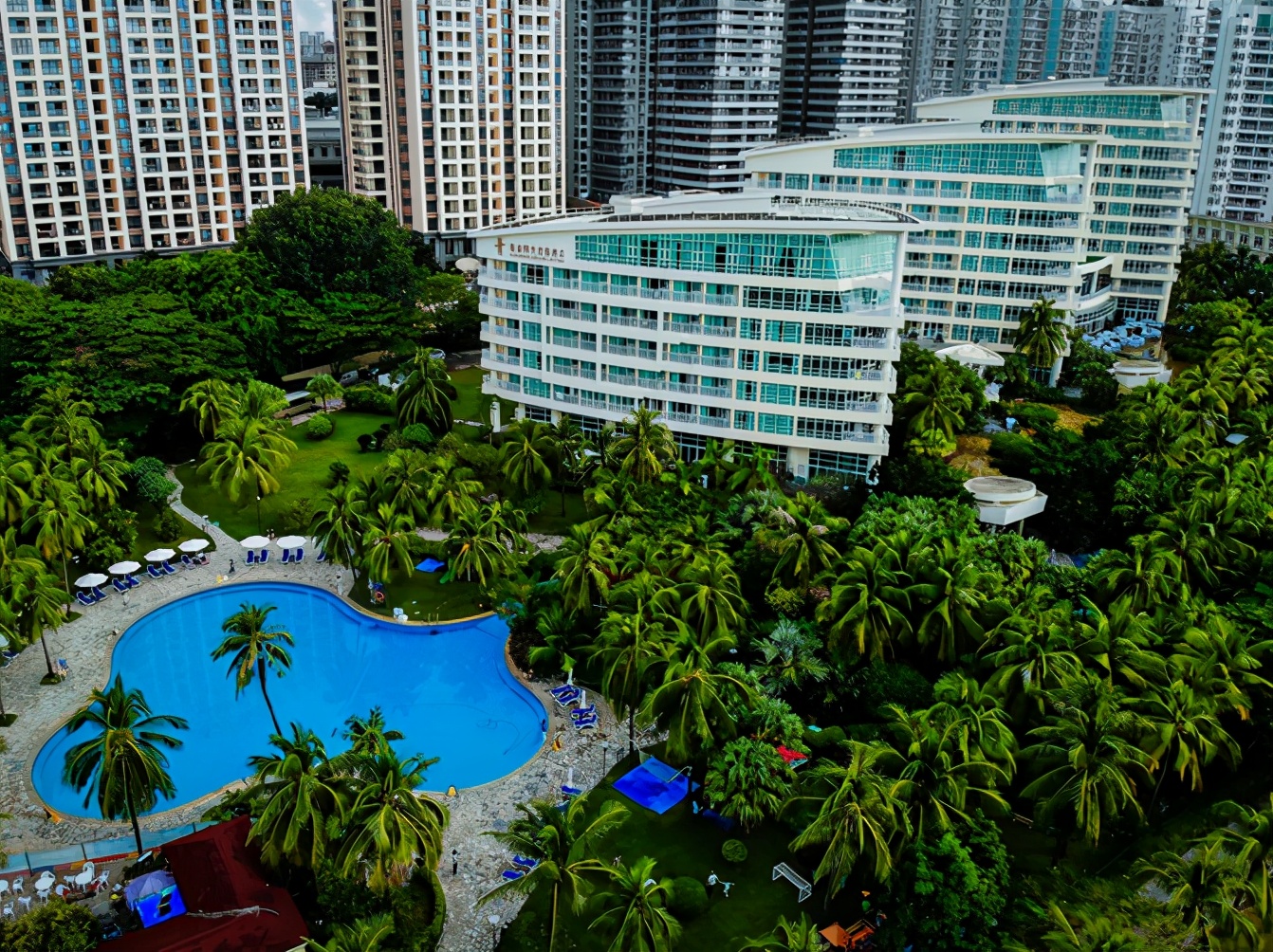 三亚无边际泳池网红酒店,三亚别墅酒店带私人泳池