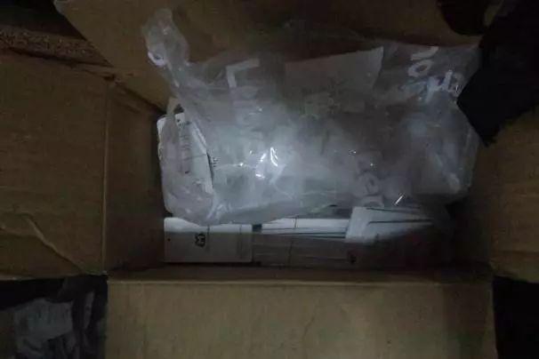 成本75元羽绒服卖1598元,恒源祥羽绒服598元