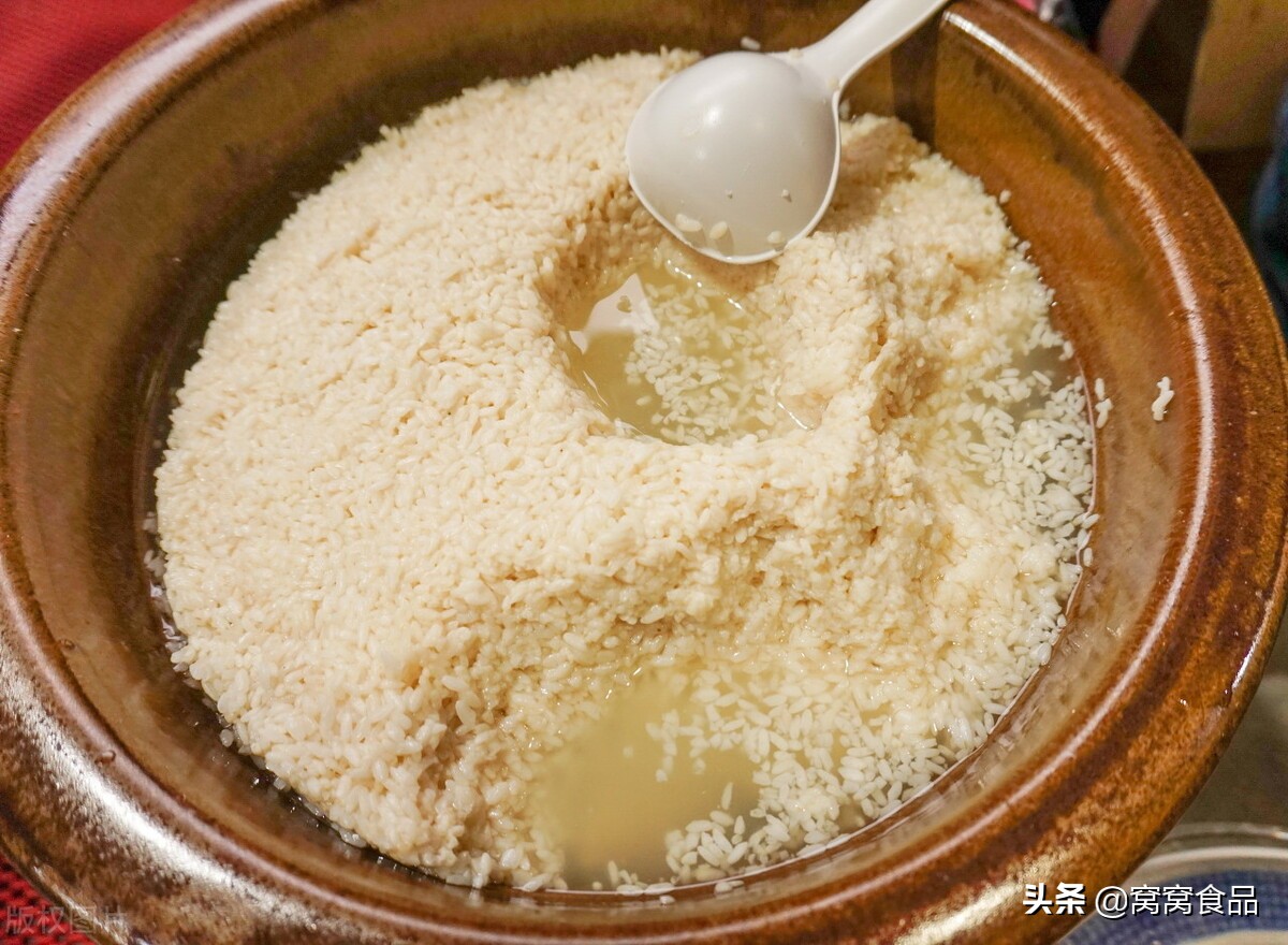 坐月子吃什么谷类,醪糟什么时间吃最好