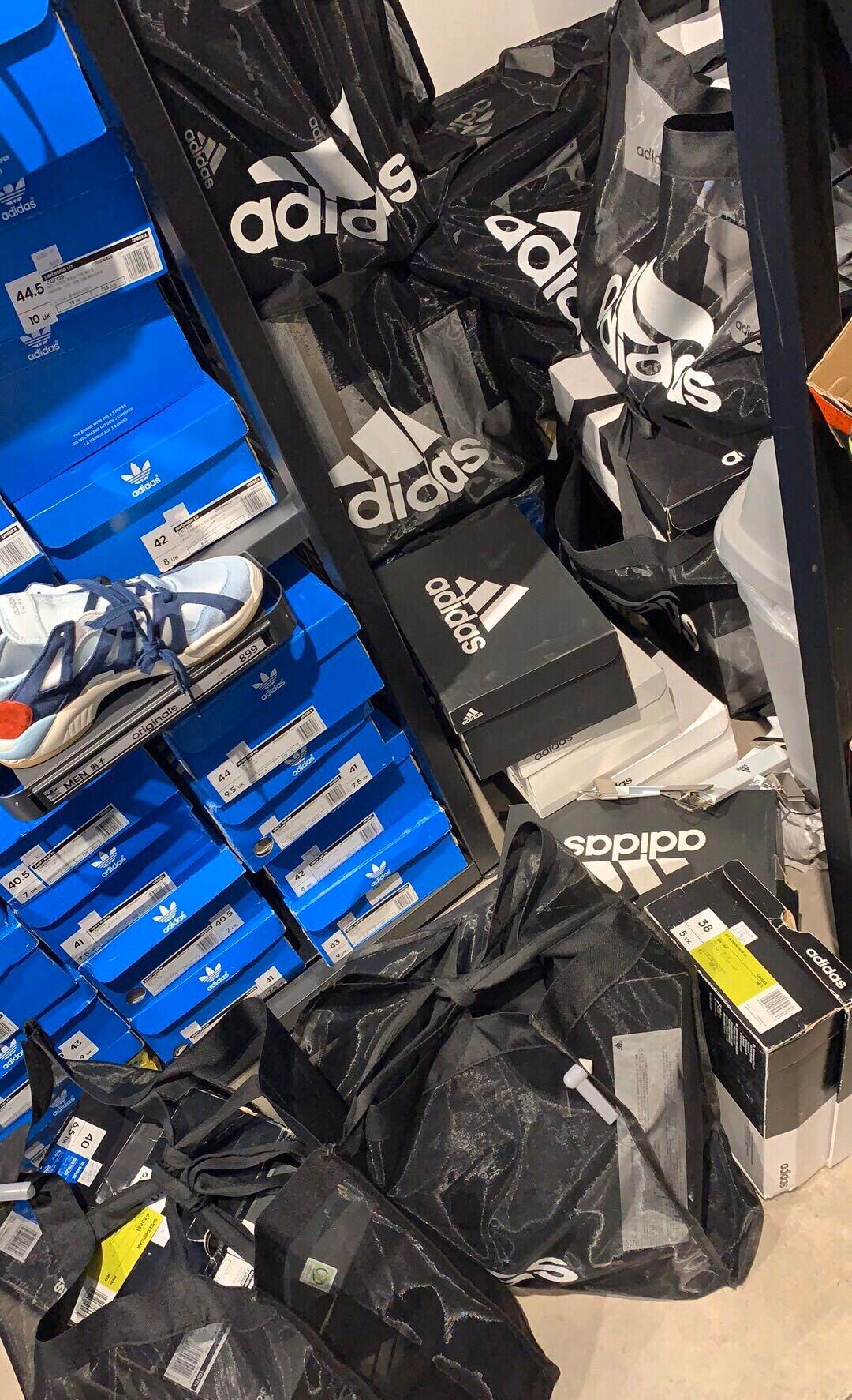 哪里买阿迪耐克便宜,现在的阿迪达斯耐克正品吗