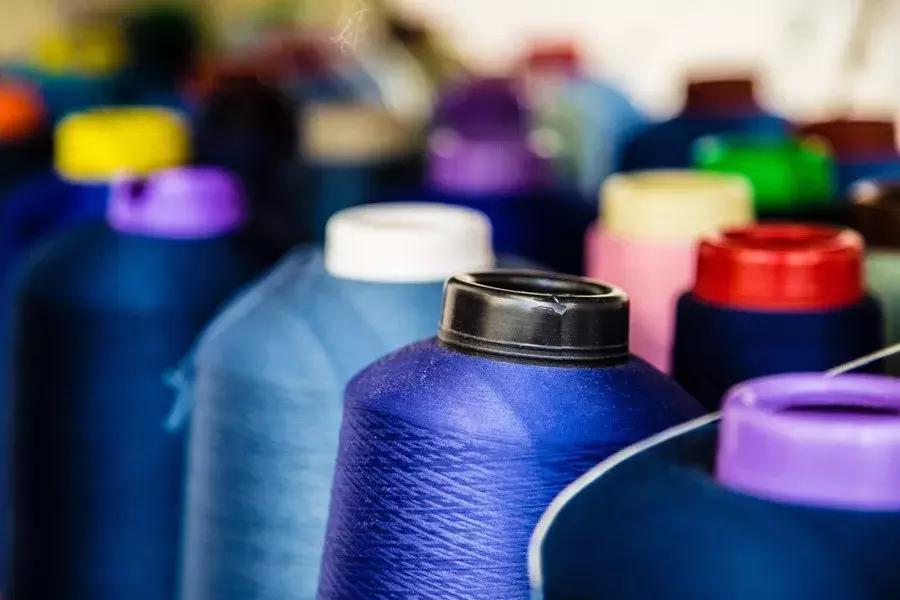 从袜子看出一个人的风格,一双给你满满惊喜感的袜子