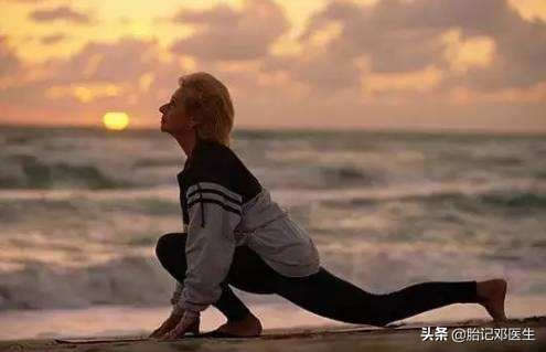 睡不着用什么样的方法更能安睡,晚上睡觉脚热得睡不着怎么办