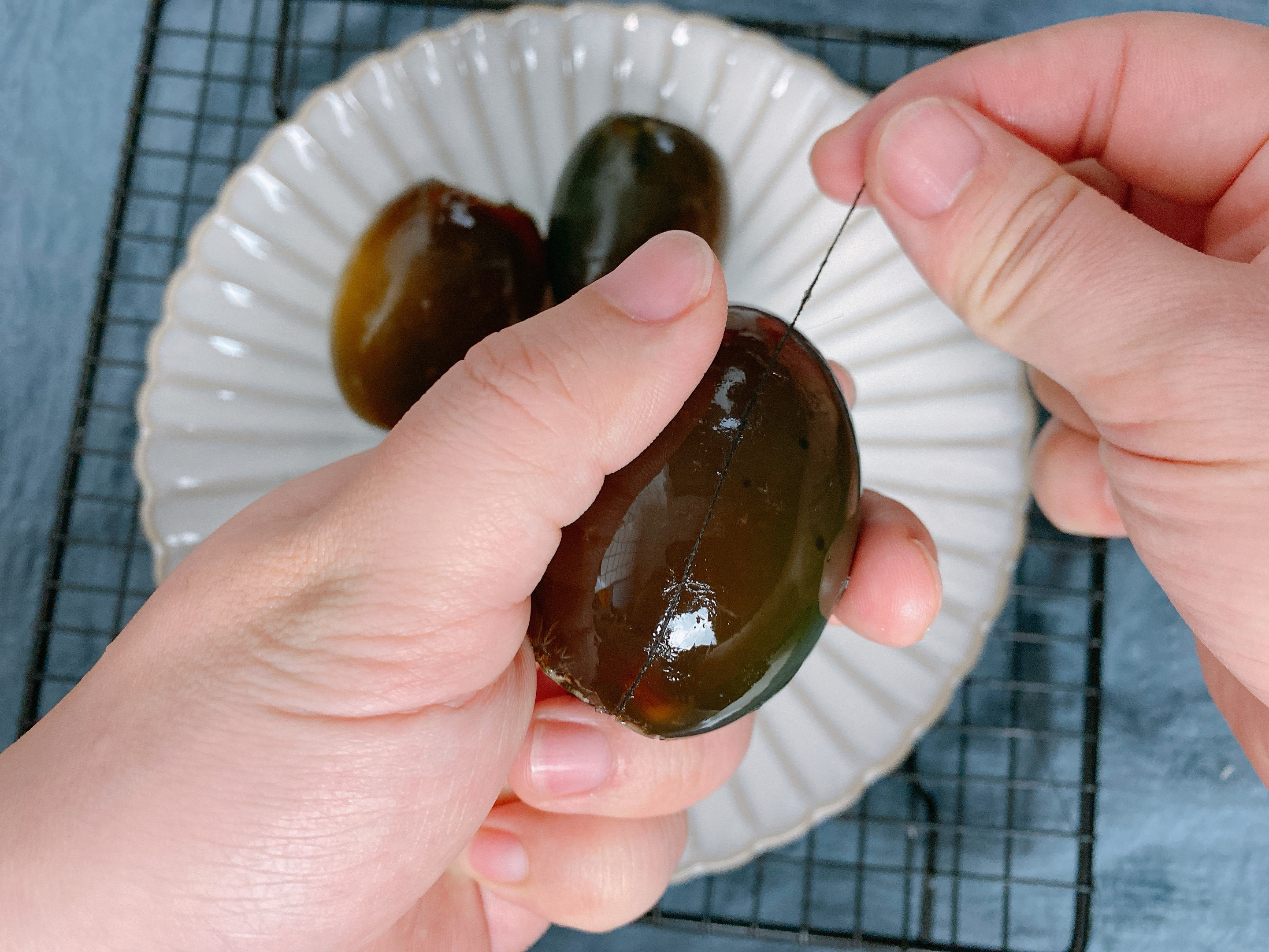 皮蛋凉拌过年菜,凉拌皮蛋调料家常菜