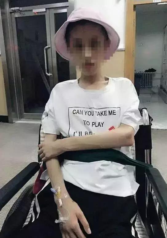 为了减肥，高三女生3个月只吃黄瓜！妈妈哭死：怎么劝都不听