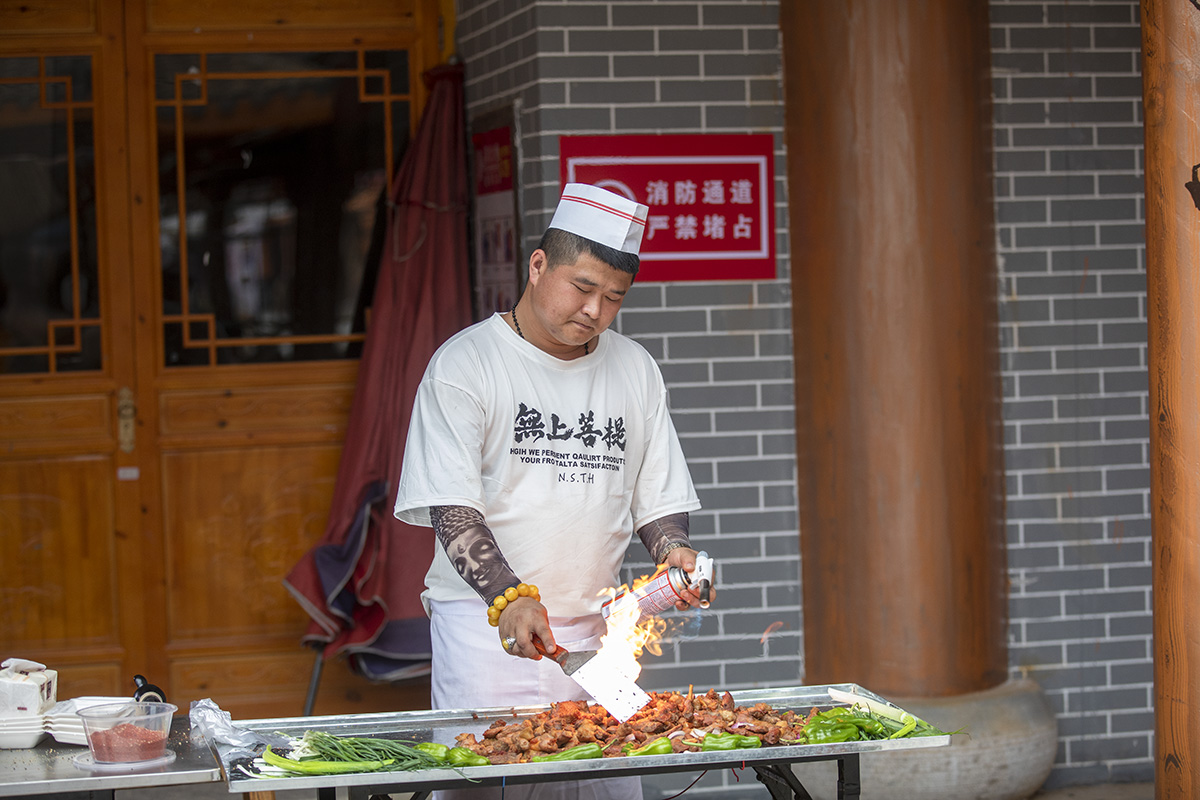 楠嗛┘宸℃父澶滄櫄,楠嗛┘宸℃父