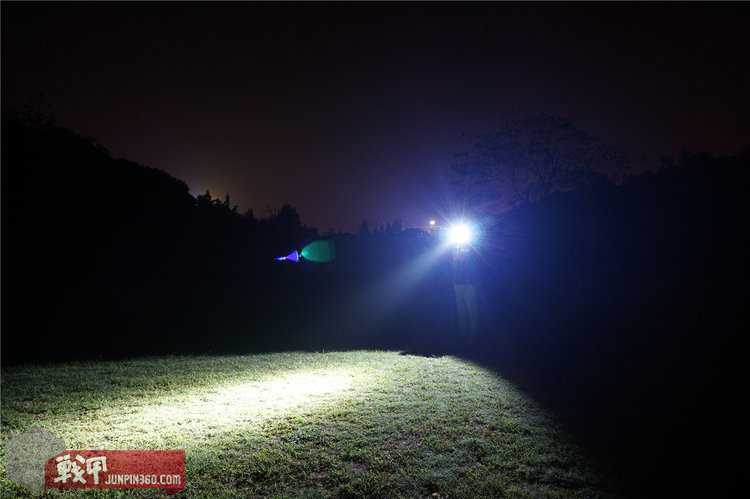 fenix菲尼克斯pd36rv2.0,fenix手电pd40r与pd36r哪个好