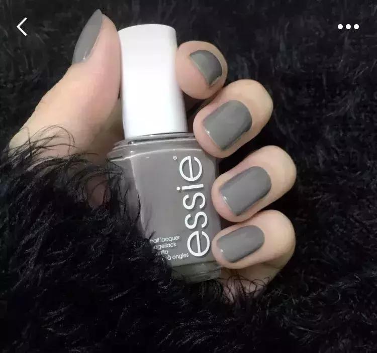 好看又显白的指甲油推荐,显白指甲油推荐秋冬款