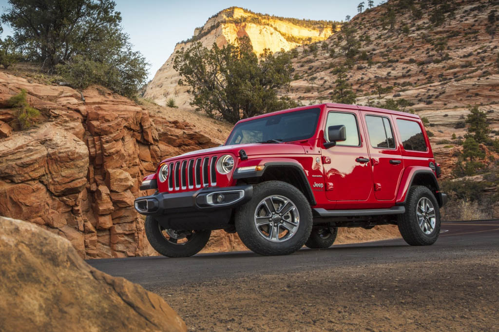 新款bj40和坦克300动力对比,坦克300与北汽bj40发动机