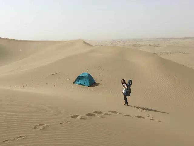 26岁80国。这个河南商丘的小伙子告诉我们，环游世界没有门槛