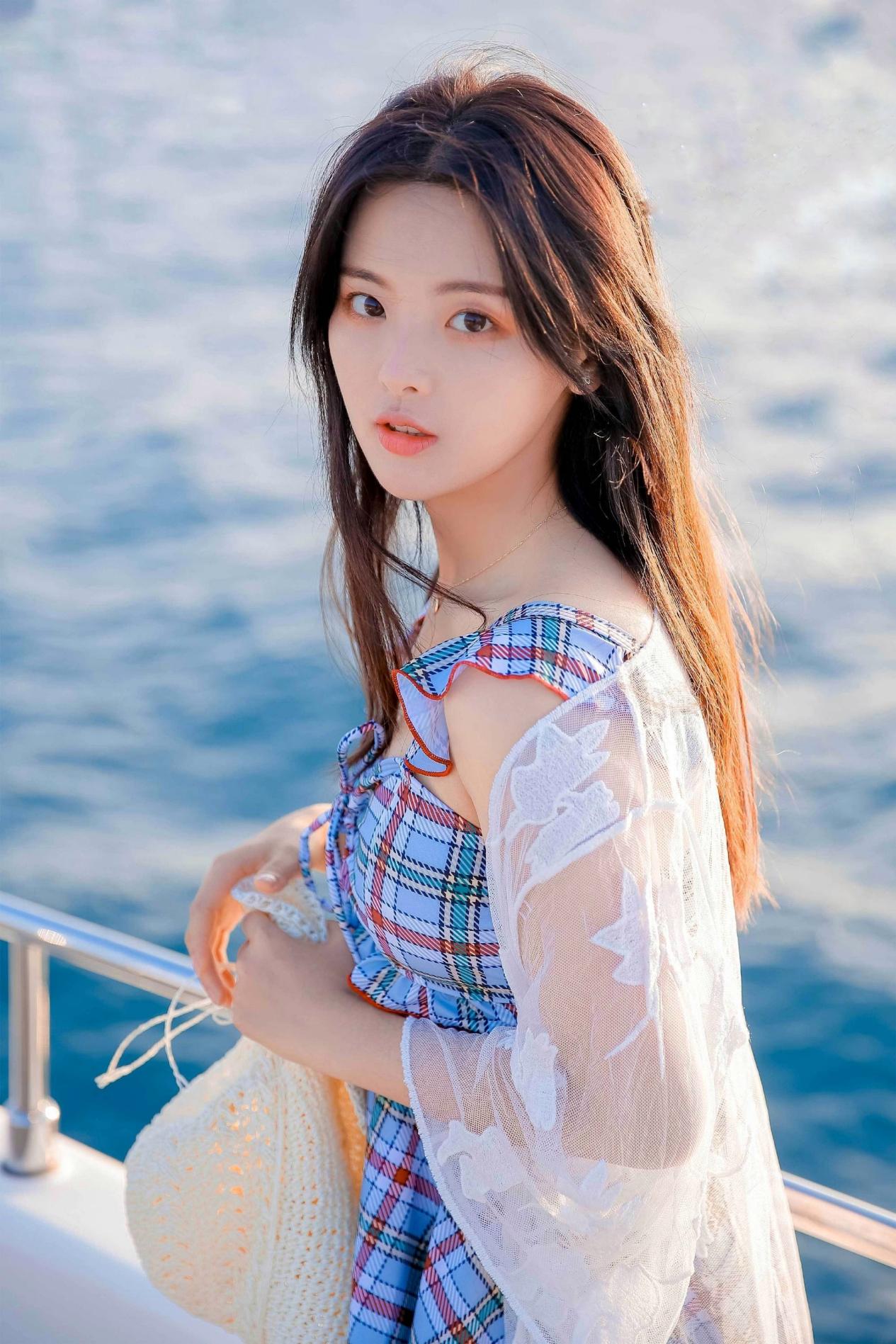 真正的美人在骨不在皮，脸上都有这5点，老了也是一枝花