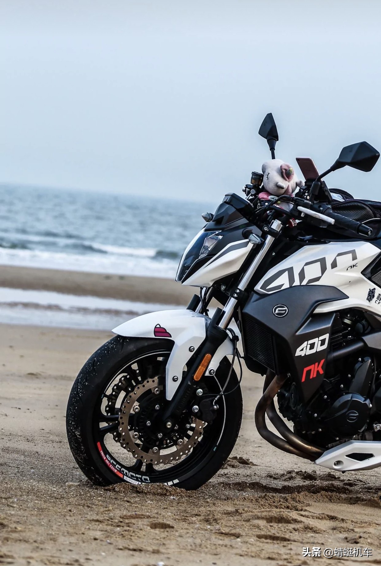 2020款春风400nk,网红春风400