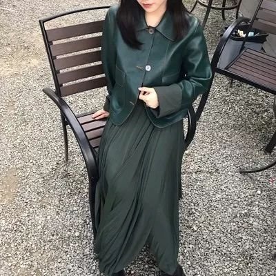 厌倦了红黄棕不妨来款高级感发色,厌倦了高级黑白灰