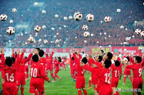 中国足球是真正职业足球吗,中国现在对于足球的培养