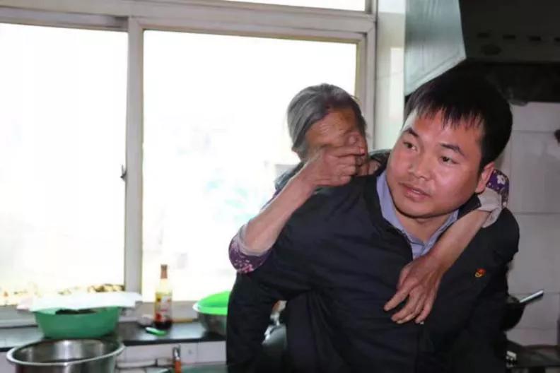 吉林市：一个贫困村的脱贫与“国家级贫困县”靖宇的“摘帽”