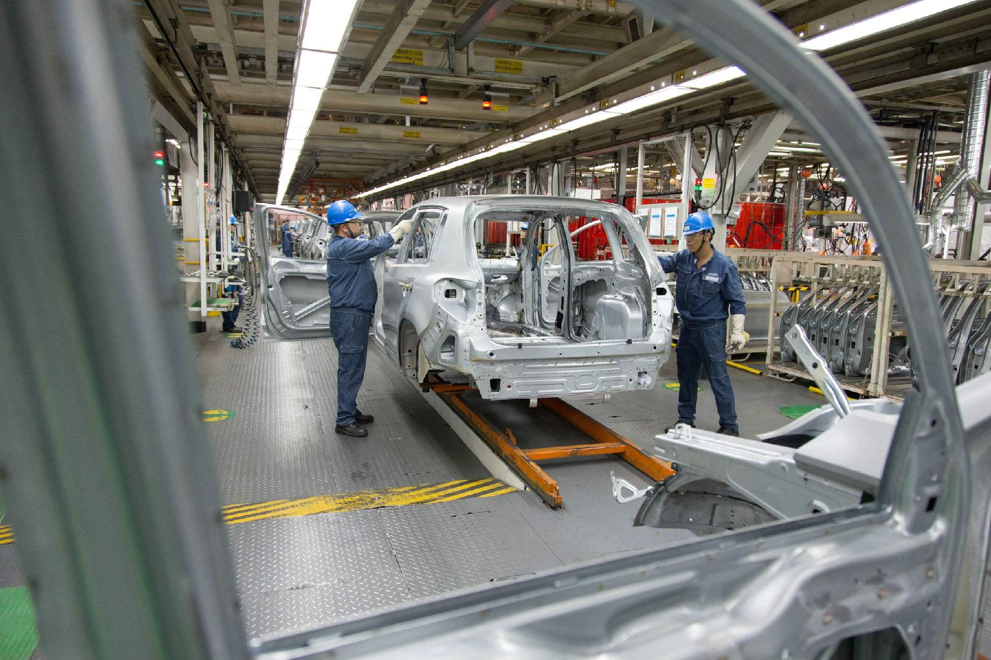 上汽大众跌落销冠宝座，员工“双薪”不再，收入大幅缩水