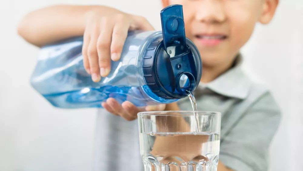 孩子写作业很慌但是又写不快,孩子写作业慢不会写怎么办