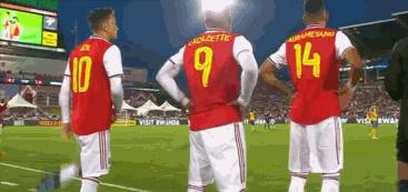 还是熟悉的枪手!小妖闪光难掩汩汩暗流顽疾不改你永是英超梗王