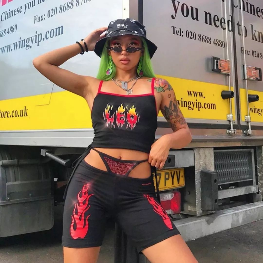 就想问问大家，“亚逼”怎么你了