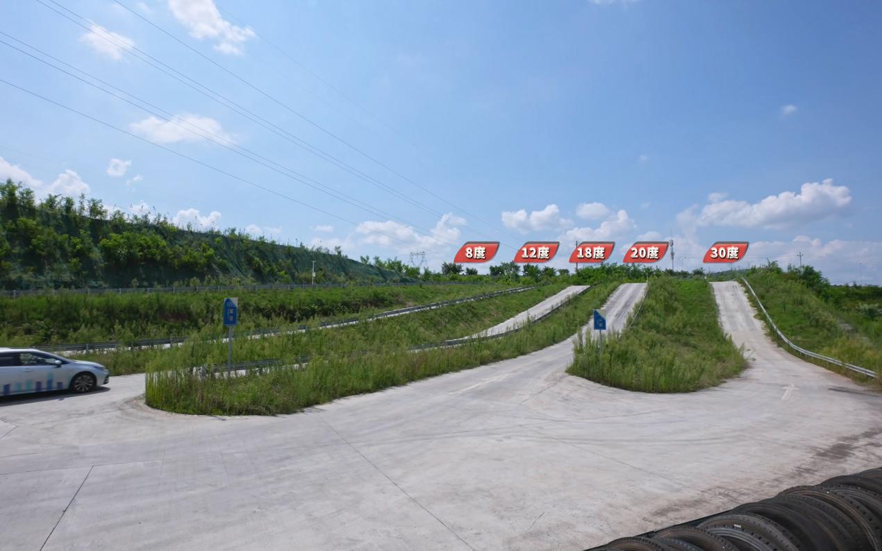 丰田双擎混动开不坏,丰田雷凌双擎开不坏