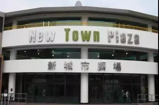 下了飞机运的行李要从哪里拿,下了飞机去哪里取托运的行李