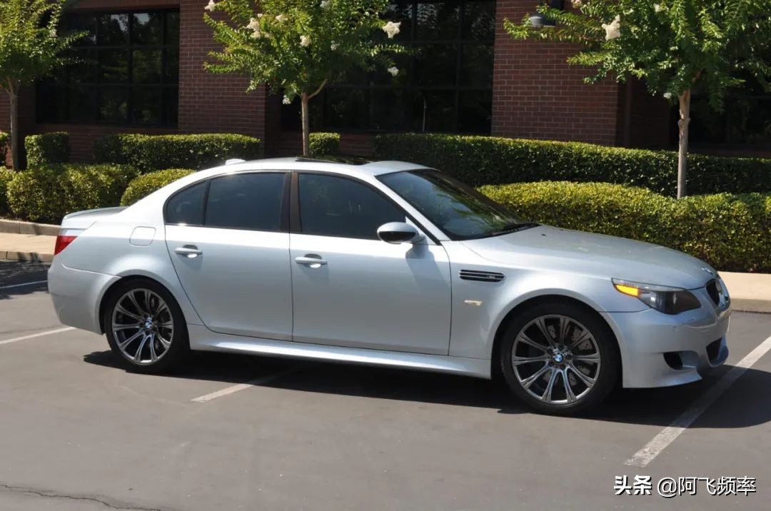 宝马e60m5手动挡,宝马e60m5手动挡二手车