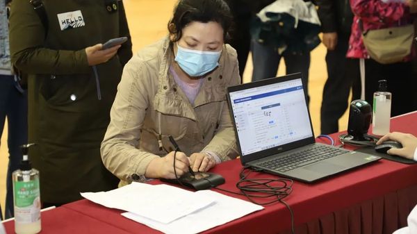 徐州市矿山医院“新冠疫苗接种队”助力高校师生疫苗接种工作