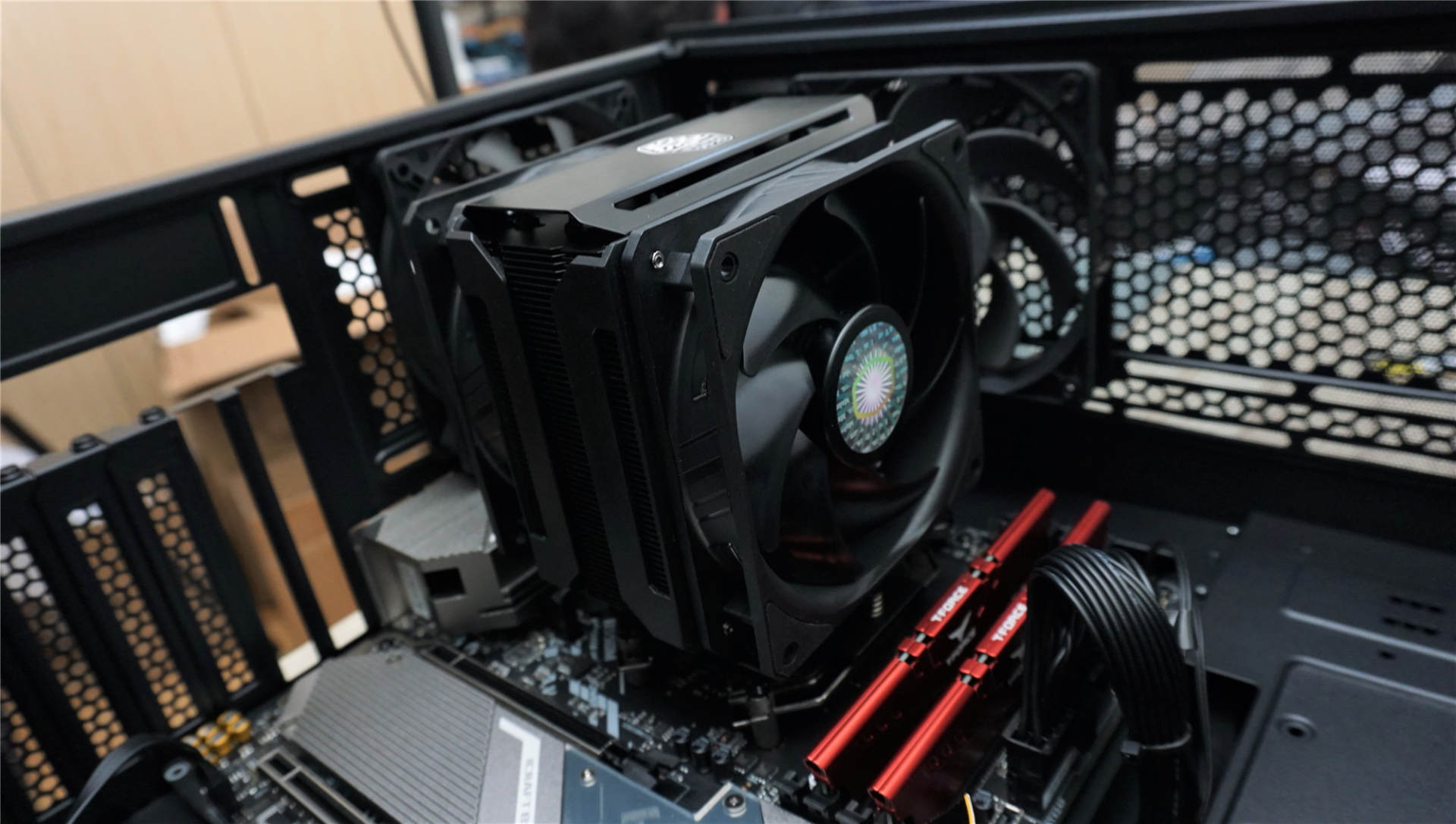 机箱安钛克风行者,安钛克ne750电源配什么机箱