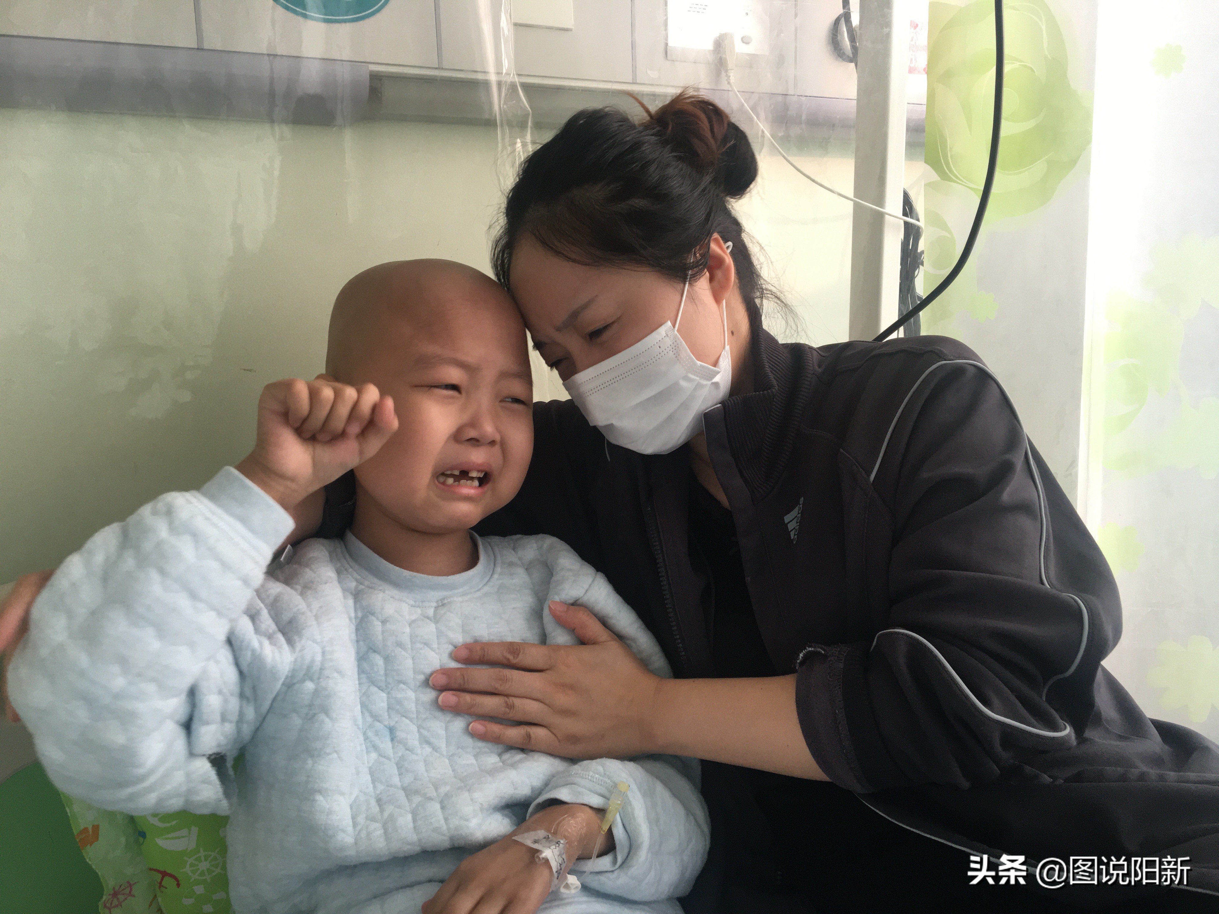 2岁男童确诊新冠,两名病情好转的心冠患者