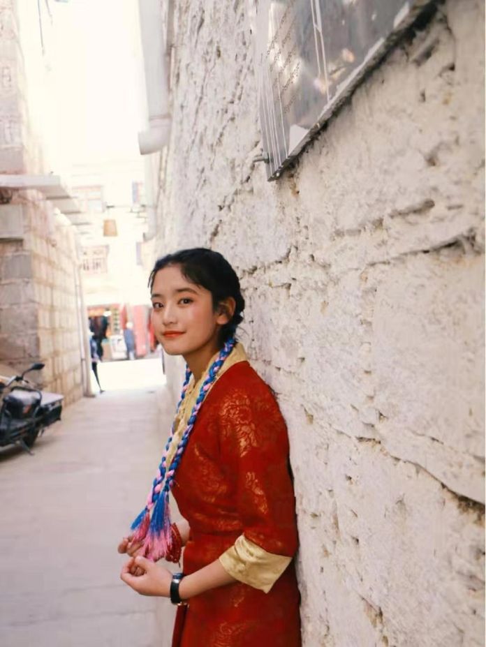 由于南开没有女足，所以她选择加入男足……