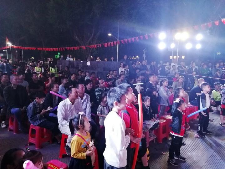 美食嘉年华再度来袭，滨都美食广场掀起舌尖上的狂欢