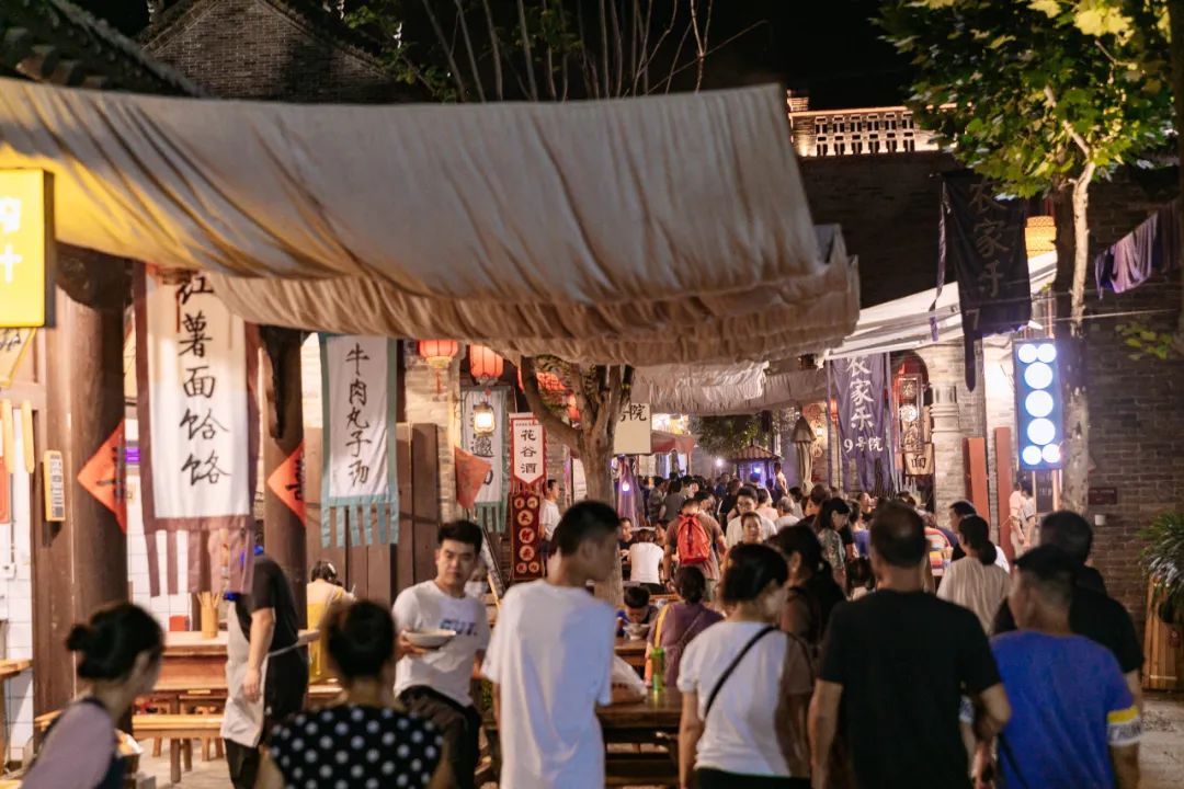 閮戝寳鍙ら晣灏忛櫌,閮戝寳涓紡灏忛櫌