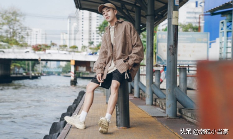 甜蜜暴击红鞋子,情人节限定哪些鞋好穿啊