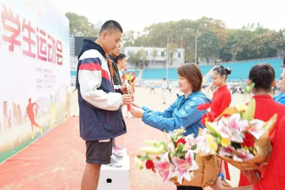 名校力量|她是鼓楼初中“盟主”学校