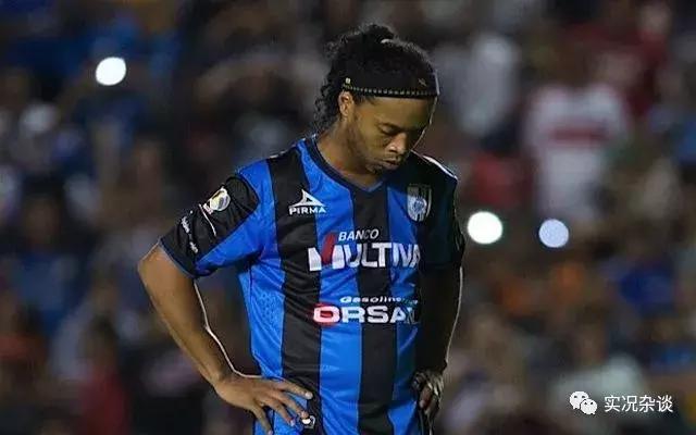 传奇巨星罗纳尔迪尼奥纪念赛,罗纳尔迪尼奥传奇人生